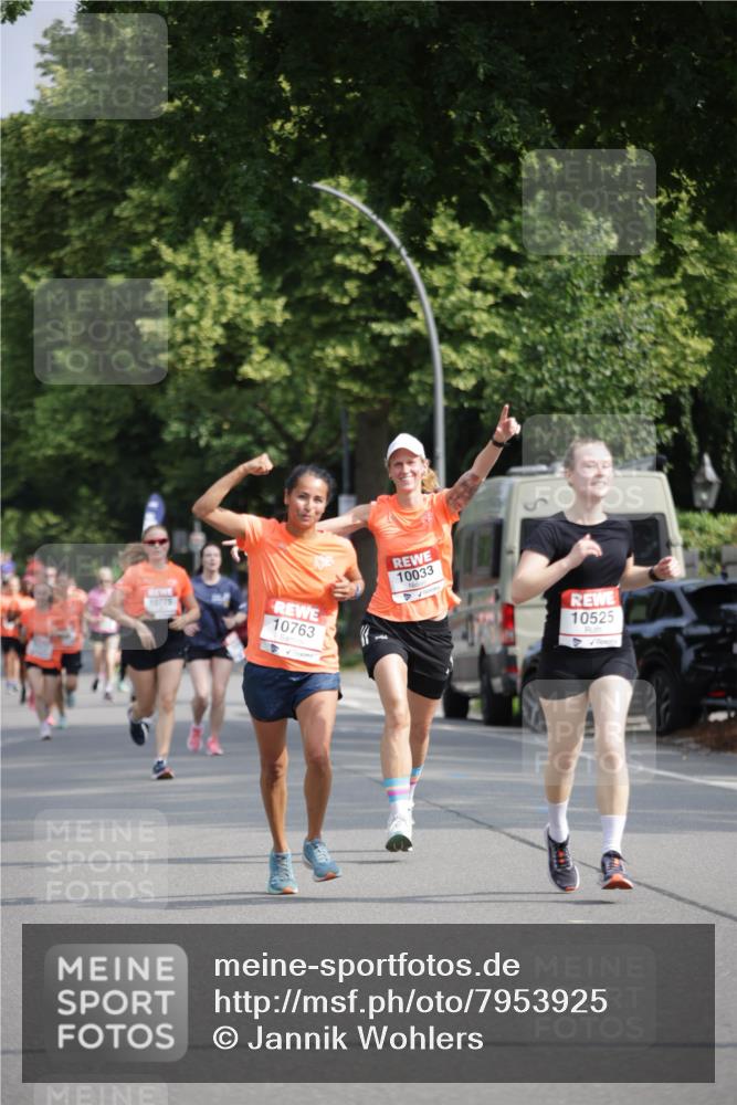 15.06.2025 - REWE Women's Run Jannik Wohlers http://msf.ph/oto/7953925 15.06.2025 08:49:09 Laufen 10775, 10763, 10033, 10525 meine-sportfotos.de