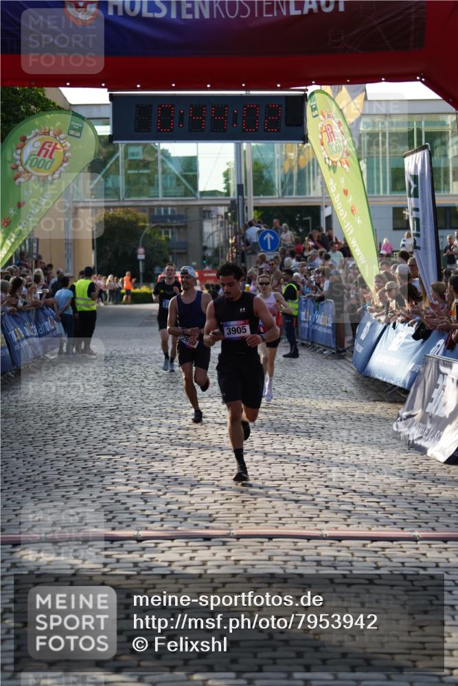 13.06.2025 - Holstenköstenlauf Felixshl http://msf.ph/oto/7953942 13.06.2025 19:44:01 Laufen 2649, 2683, 3134, 3905 meine-sportfotos.de
