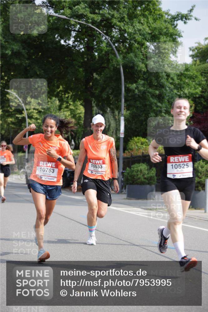 15.06.2025 - REWE Women's Run Jannik Wohlers http://msf.ph/oto/7953995 15.06.2025 08:49:11 Laufen 10525, 10033, 10763 meine-sportfotos.de