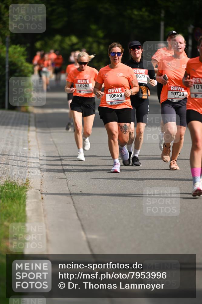 15.06.2025 - REWE Women's Run Dr. Thomas Lammeyer http://msf.ph/oto/7953996 15.06.2025 09:43:30 Laufen 0673, 10282, 101, 10659, 10733 meine-sportfotos.de