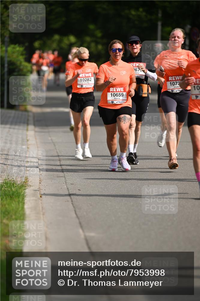 15.06.2025 - REWE Women's Run Dr. Thomas Lammeyer http://msf.ph/oto/7953998 15.06.2025 09:43:30 Laufen 10282, 10659, 1675, 1073, 10 meine-sportfotos.de