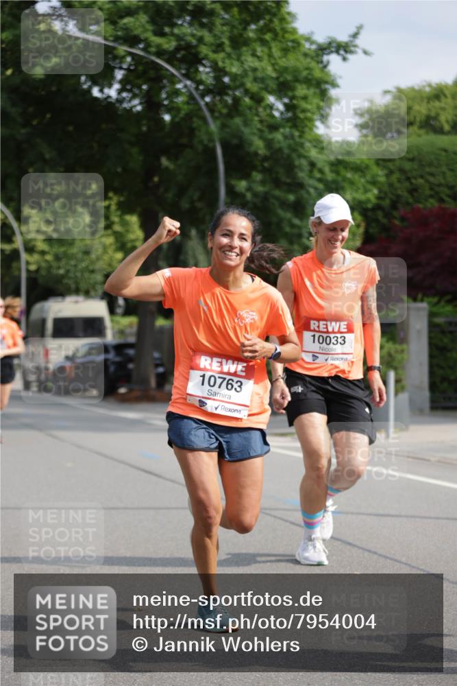 15.06.2025 - REWE Women's Run Jannik Wohlers http://msf.ph/oto/7954004 15.06.2025 08:49:12 Laufen 10763, 10033 meine-sportfotos.de