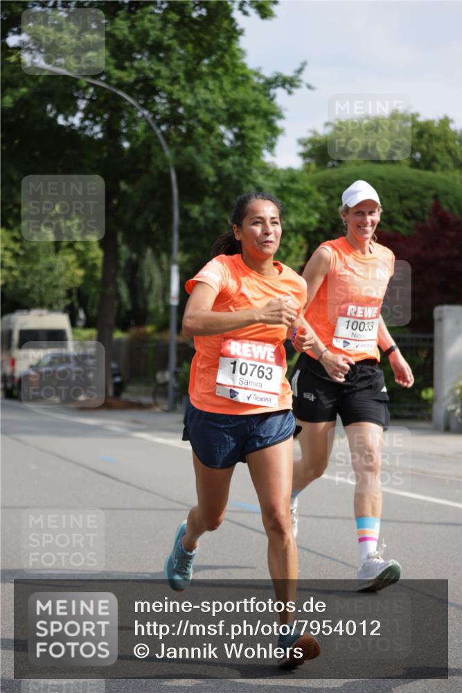 15.06.2025 - REWE Women's Run Jannik Wohlers http://msf.ph/oto/7954012 15.06.2025 08:49:12 Laufen 10763, 10033 meine-sportfotos.de