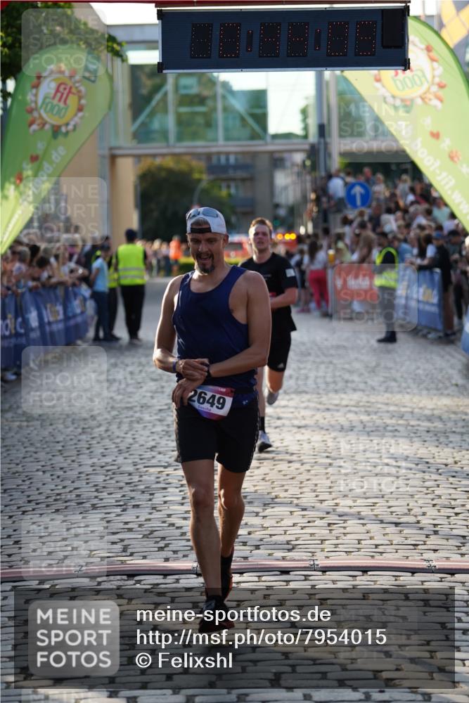 13.06.2025 - Holstenköstenlauf Felixshl http://msf.ph/oto/7954015 13.06.2025 19:44:04 Laufen 2649, 2683, 3134, 3905 meine-sportfotos.de