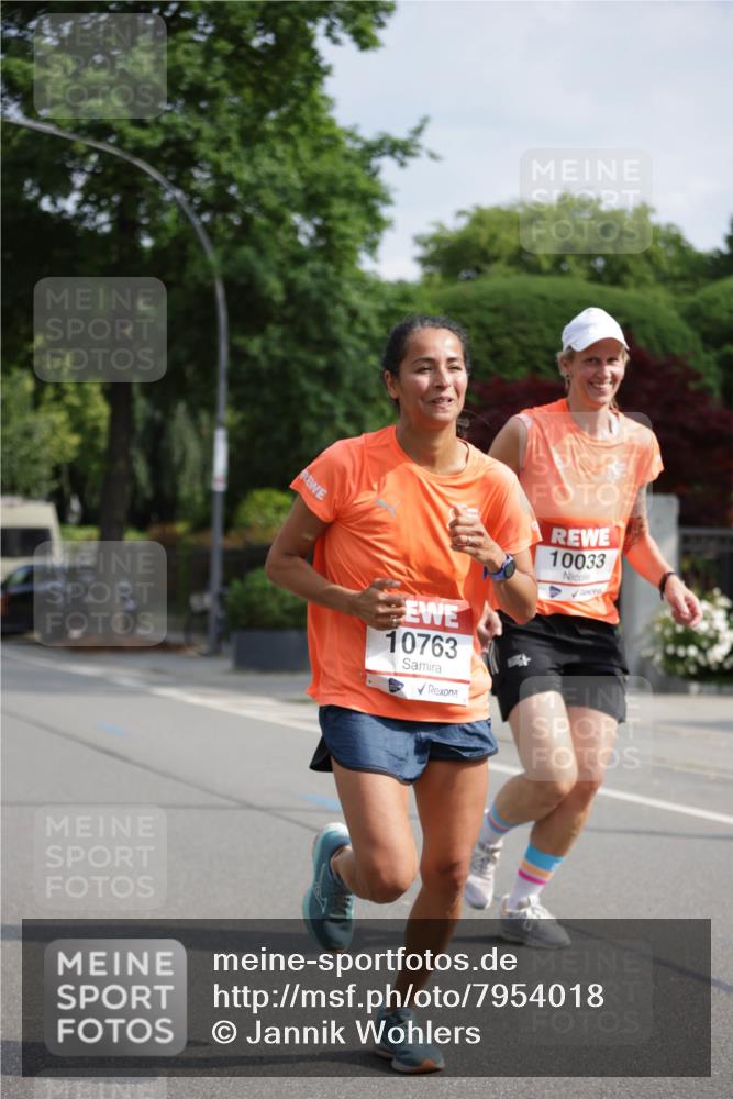 15.06.2025 - REWE Women's Run Jannik Wohlers http://msf.ph/oto/7954018 15.06.2025 08:49:13 Laufen 10763, 10033 meine-sportfotos.de