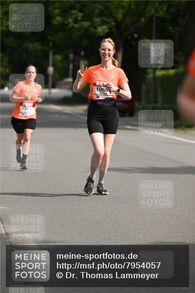 15.06.2025 - REWE Women's Run Dr. Thomas Lammeyer http://msf.ph/oto/7954057 15.06.2025 09:43:37 Laufen 1066 meine-sportfotos.de