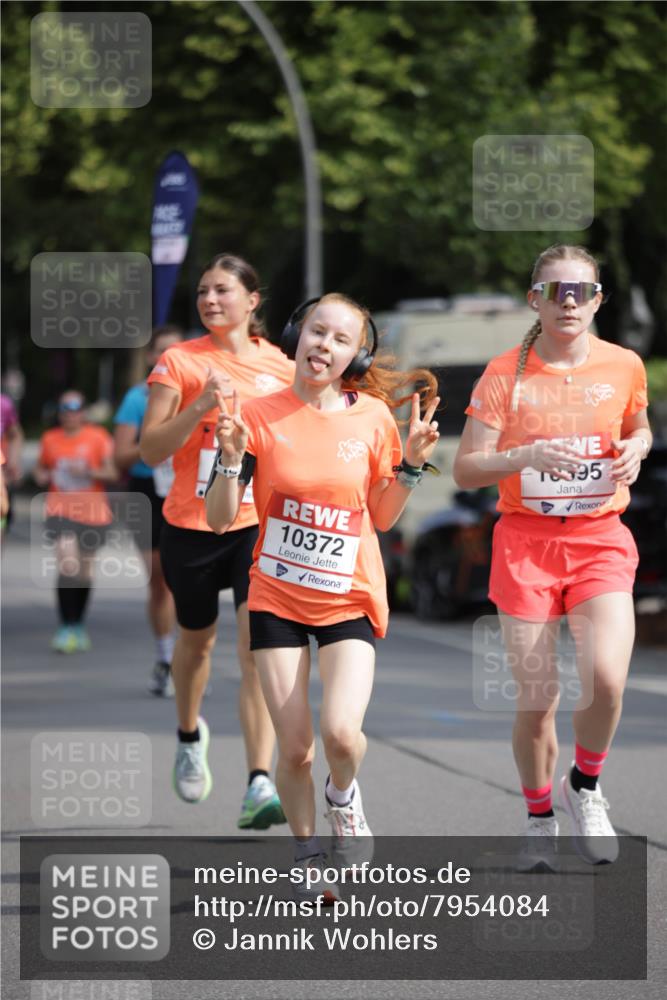 15.06.2025 - REWE Women's Run Jannik Wohlers http://msf.ph/oto/7954084 15.06.2025 08:49:19 Laufen 10372, 18395 meine-sportfotos.de