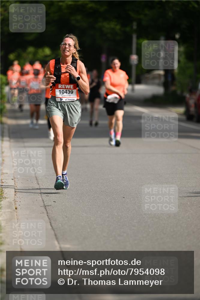 15.06.2025 - REWE Women's Run Dr. Thomas Lammeyer http://msf.ph/oto/7954098 15.06.2025 09:43:48 Laufen 10439 meine-sportfotos.de