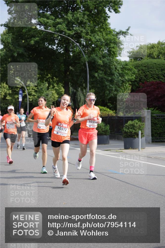 15.06.2025 - REWE Women's Run Jannik Wohlers http://msf.ph/oto/7954114 15.06.2025 08:49:20 Laufen 1028, 10372, 10395 meine-sportfotos.de