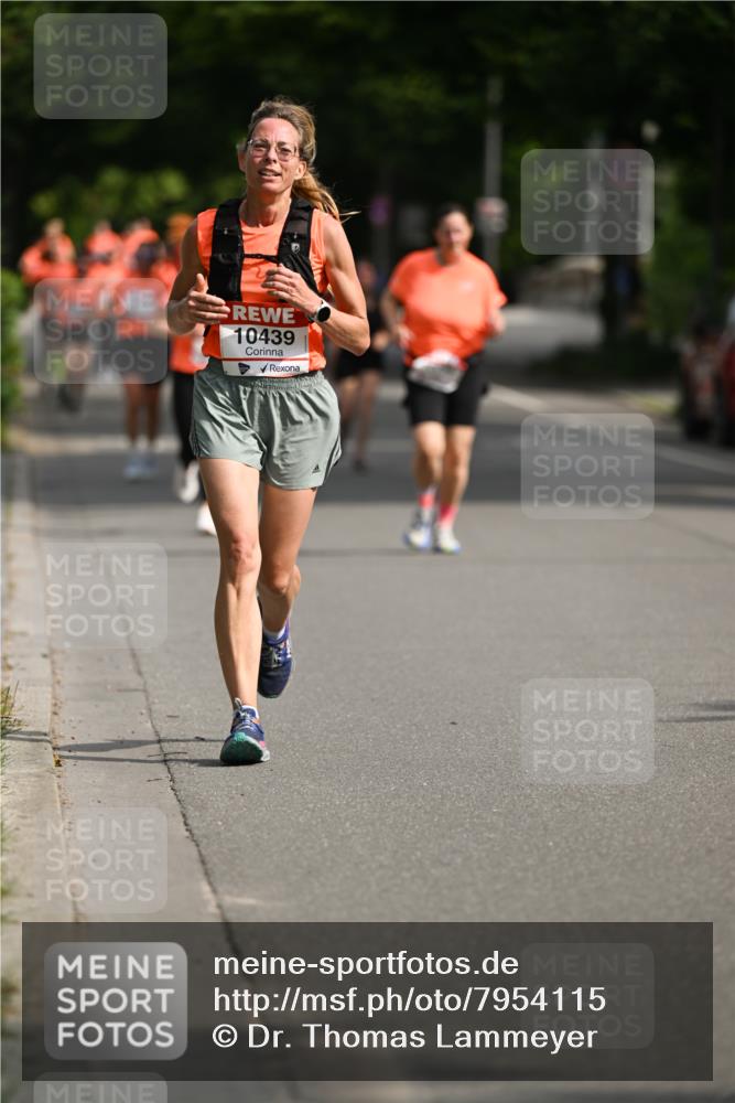 15.06.2025 - REWE Women's Run Dr. Thomas Lammeyer http://msf.ph/oto/7954115 15.06.2025 09:43:49 Laufen 10439 meine-sportfotos.de
