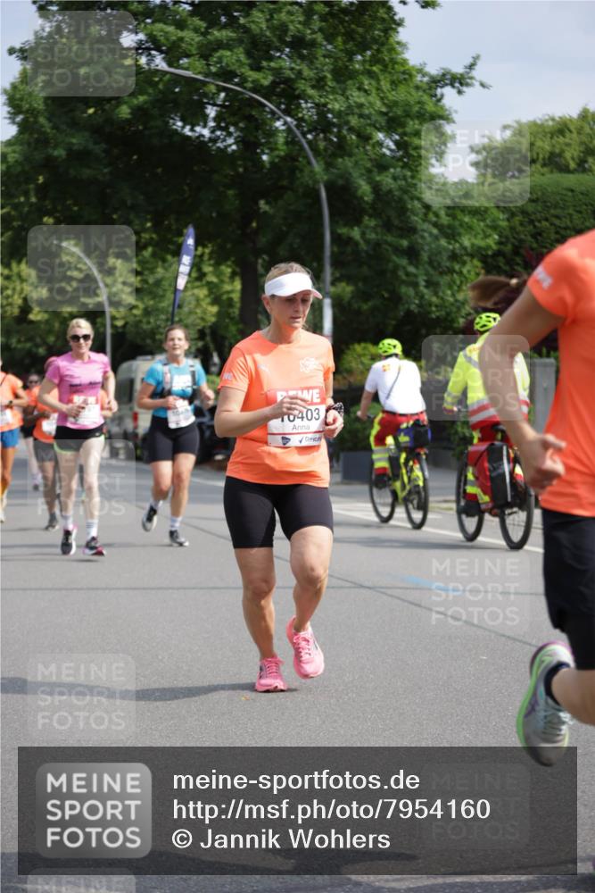 15.06.2025 - REWE Women's Run Jannik Wohlers http://msf.ph/oto/7954160 15.06.2025 08:49:23 Laufen 0403 meine-sportfotos.de