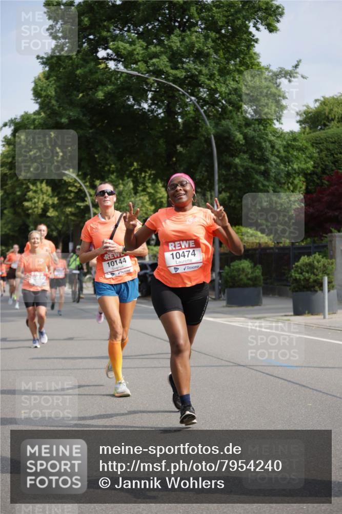 15.06.2025 - REWE Women's Run Jannik Wohlers http://msf.ph/oto/7954240 15.06.2025 08:49:26 Laufen 10156, 10144, 10474 meine-sportfotos.de