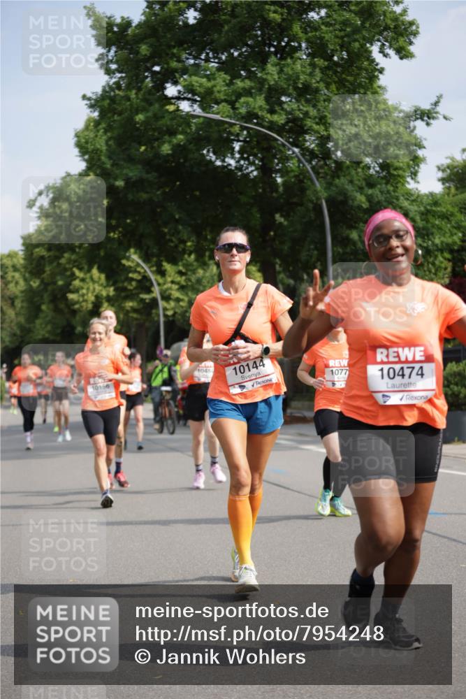 15.06.2025 - REWE Women's Run Jannik Wohlers http://msf.ph/oto/7954248 15.06.2025 08:49:27 Laufen 10156, 10484, 10144, 1077, 10474 meine-sportfotos.de