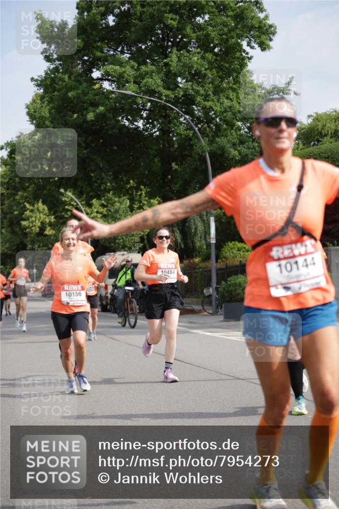 15.06.2025 - REWE Women's Run Jannik Wohlers http://msf.ph/oto/7954273 15.06.2025 08:49:28 Laufen 10156, 10484, 10144 meine-sportfotos.de