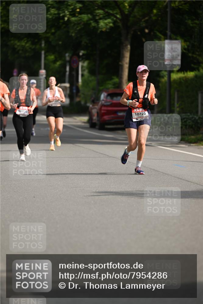 15.06.2025 - REWE Women's Run Dr. Thomas Lammeyer http://msf.ph/oto/7954286 15.06.2025 09:44:03 Laufen 10760, 10725 meine-sportfotos.de