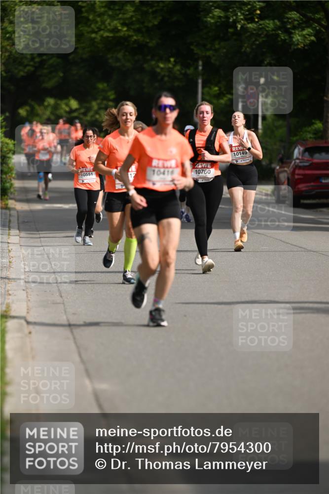 15.06.2025 - REWE Women's Run Dr. Thomas Lammeyer http://msf.ph/oto/7954300 15.06.2025 09:44:04 Laufen 10551, 10416, 10760, 10149 meine-sportfotos.de