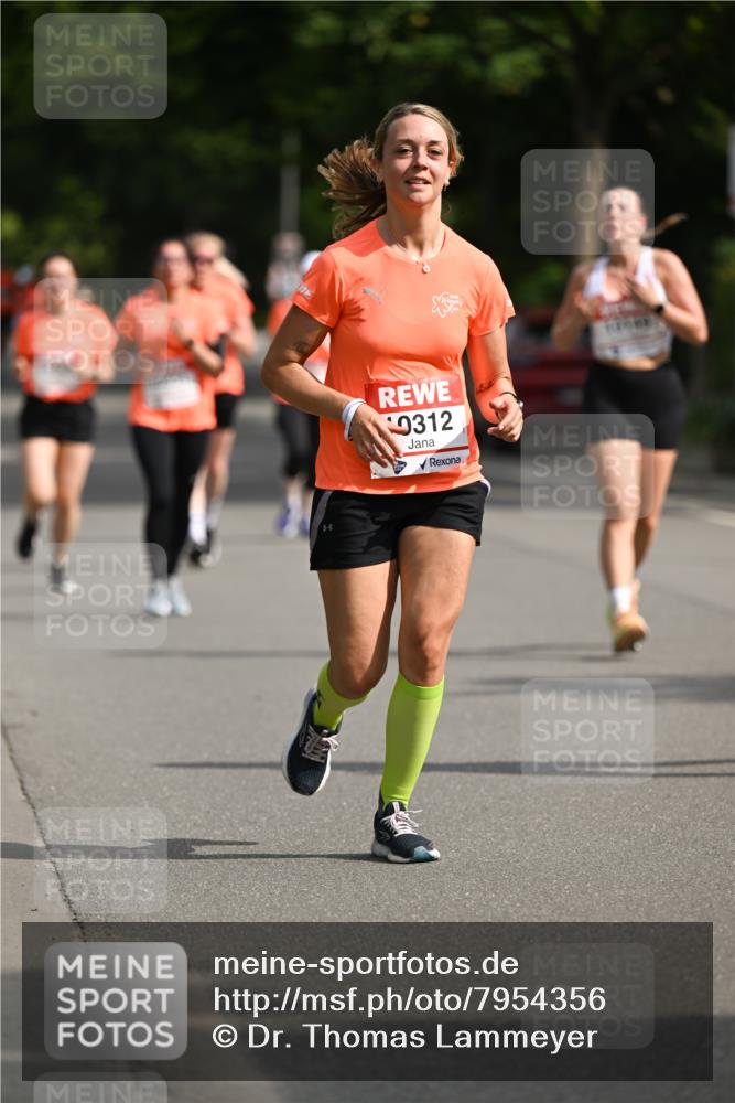 15.06.2025 - REWE Women's Run Dr. Thomas Lammeyer http://msf.ph/oto/7954356 15.06.2025 09:44:08 Laufen 9312 meine-sportfotos.de