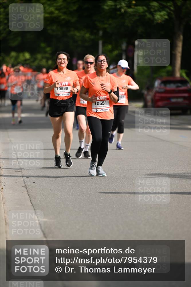 15.06.2025 - REWE Women's Run Dr. Thomas Lammeyer http://msf.ph/oto/7954379 15.06.2025 09:44:10 Laufen 10588, 10551 meine-sportfotos.de