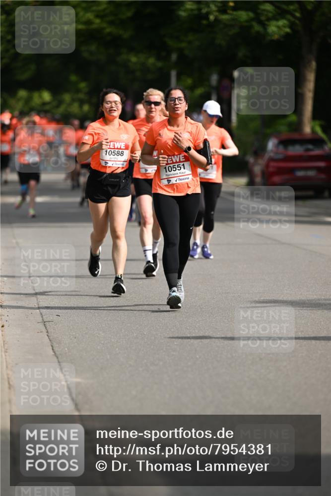 15.06.2025 - REWE Women's Run Dr. Thomas Lammeyer http://msf.ph/oto/7954381 15.06.2025 09:44:10 Laufen 10588, 10551 meine-sportfotos.de