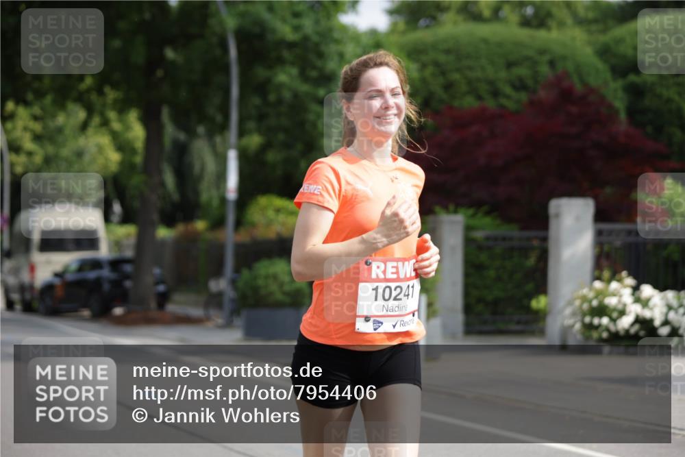 15.06.2025 - REWE Women's Run Jannik Wohlers http://msf.ph/oto/7954406 15.06.2025 08:49:36 Laufen 10241 meine-sportfotos.de