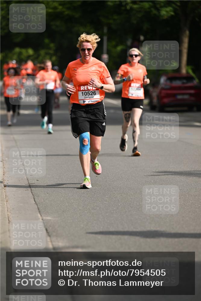 15.06.2025 - REWE Women's Run Dr. Thomas Lammeyer http://msf.ph/oto/7954505 15.06.2025 09:44:19 Laufen 10526, 10204 meine-sportfotos.de