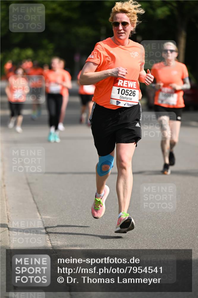 15.06.2025 - REWE Women's Run Dr. Thomas Lammeyer http://msf.ph/oto/7954541 15.06.2025 09:44:21 Laufen 10526 meine-sportfotos.de