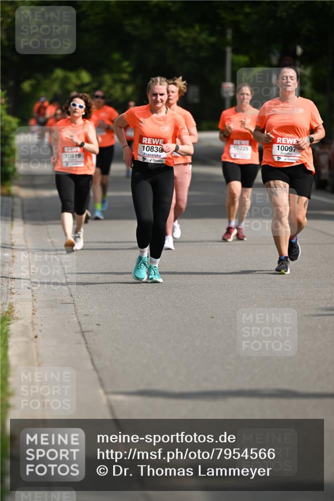 15.06.2025 - REWE Women's Run Dr. Thomas Lammeyer http://msf.ph/oto/7954566 15.06.2025 09:44:23 Laufen 10229, 10830, 10097, 10819 meine-sportfotos.de