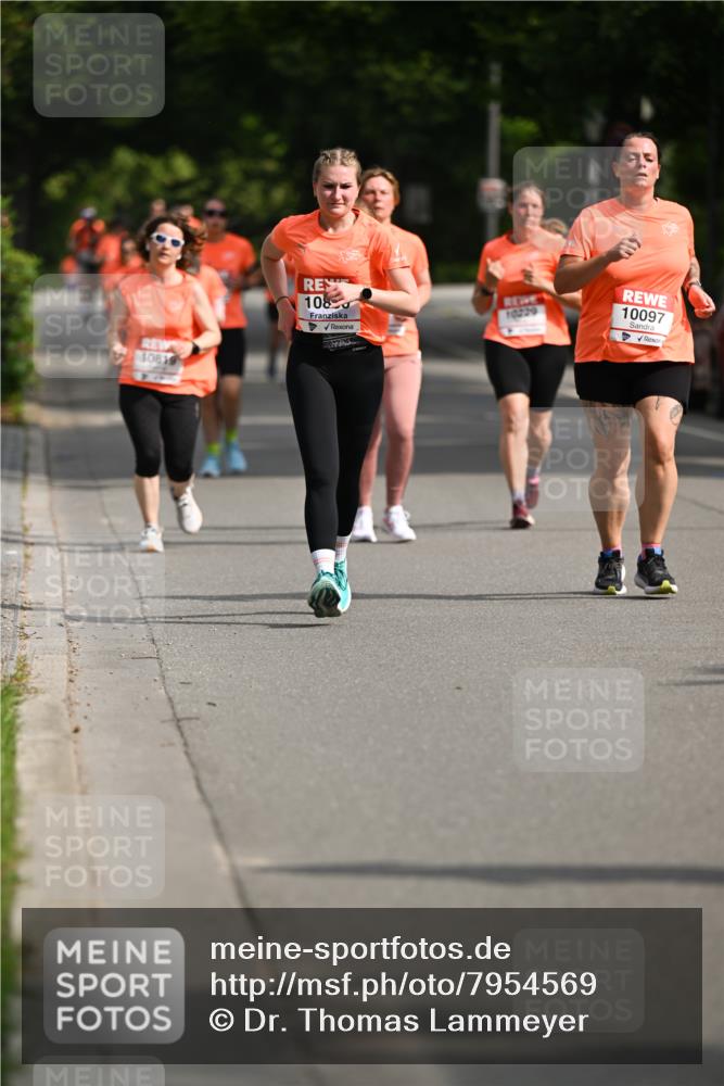 15.06.2025 - REWE Women's Run Dr. Thomas Lammeyer http://msf.ph/oto/7954569 15.06.2025 09:44:23 Laufen 1081, 108, 10097 meine-sportfotos.de