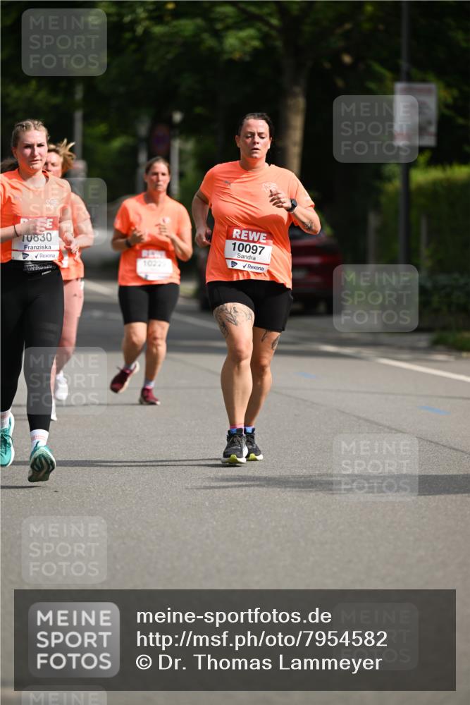 15.06.2025 - REWE Women's Run Dr. Thomas Lammeyer http://msf.ph/oto/7954582 15.06.2025 09:44:24 Laufen 10830, 10229, 10097 meine-sportfotos.de