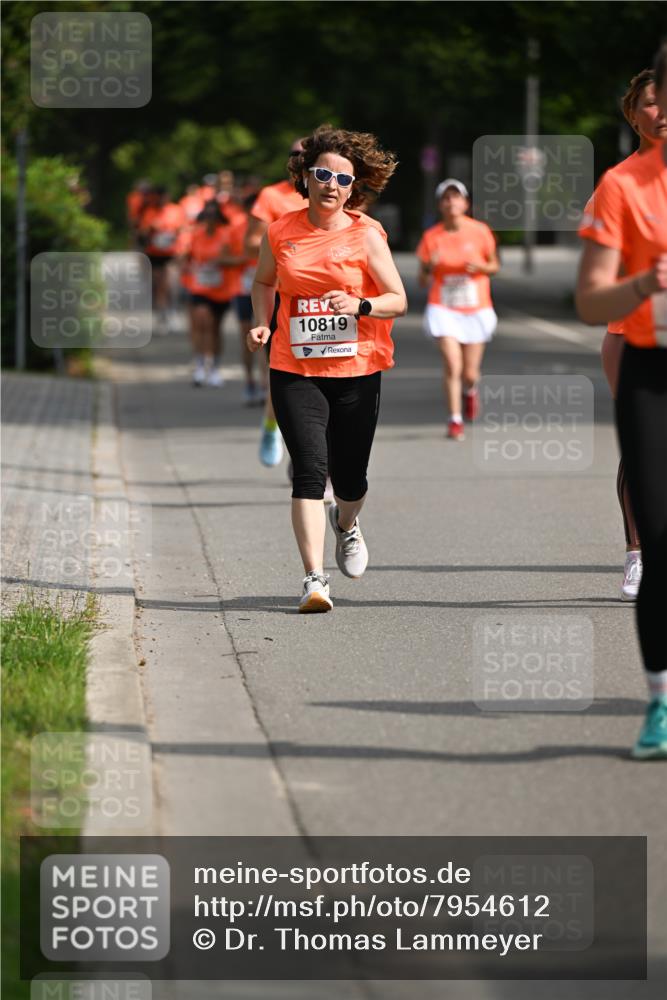 15.06.2025 - REWE Women's Run Dr. Thomas Lammeyer http://msf.ph/oto/7954612 15.06.2025 09:44:26 Laufen 10819 meine-sportfotos.de