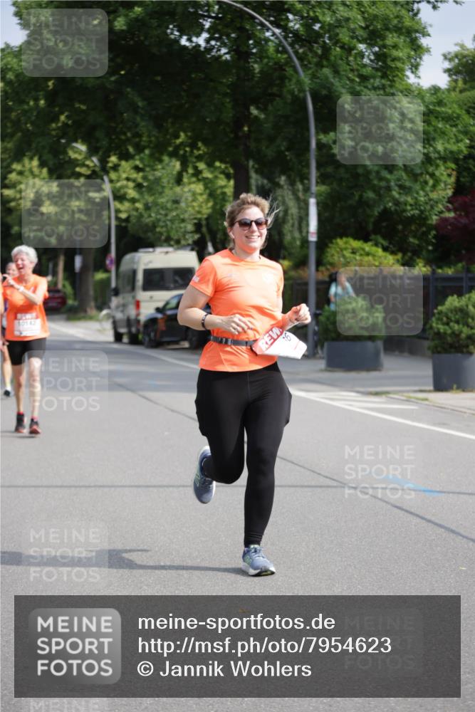 15.06.2025 - REWE Women's Run Jannik Wohlers http://msf.ph/oto/7954623 15.06.2025 08:49:49 Laufen 6 meine-sportfotos.de