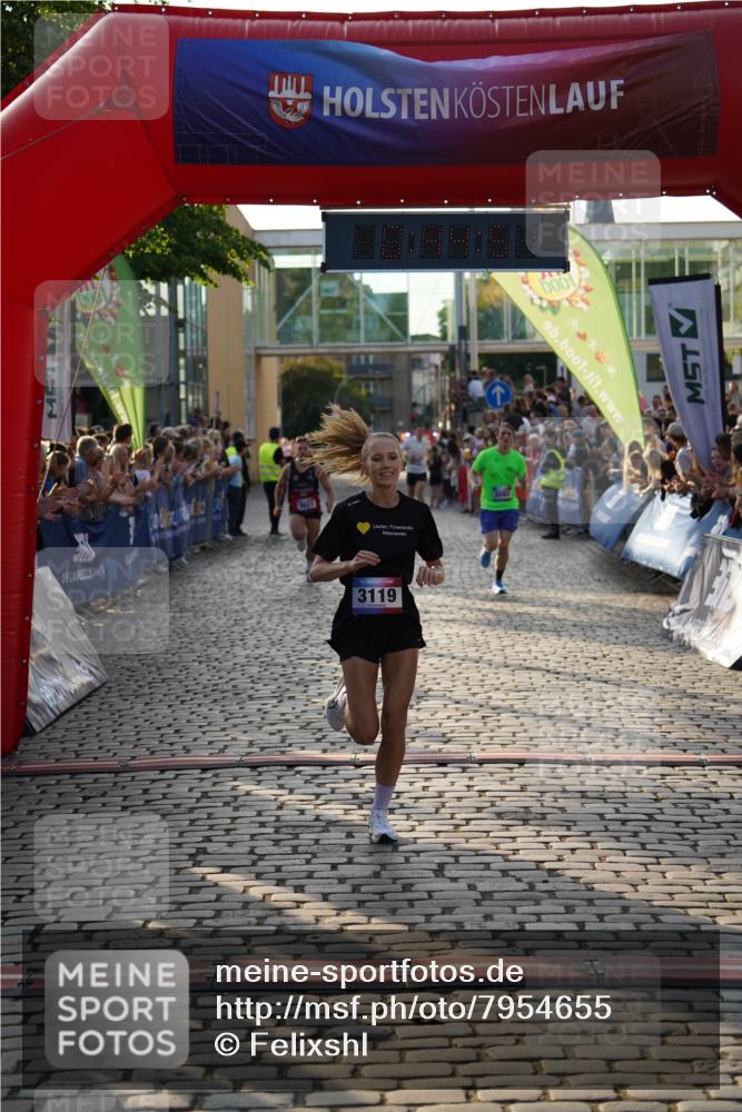 13.06.2025 - Holstenköstenlauf Felixshl http://msf.ph/oto/7954655 13.06.2025 19:44:56 Laufen 2623, 3082, 3119, 3233, 3885 meine-sportfotos.de