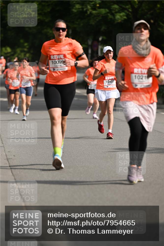 15.06.2025 - REWE Women's Run Dr. Thomas Lammeyer http://msf.ph/oto/7954665 15.06.2025 09:44:31 Laufen 10099, 1021, 10407 meine-sportfotos.de