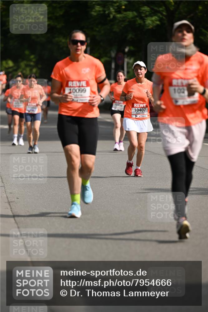 15.06.2025 - REWE Women's Run Dr. Thomas Lammeyer http://msf.ph/oto/7954666 15.06.2025 09:44:31 Laufen 10099, 10407, 102 meine-sportfotos.de