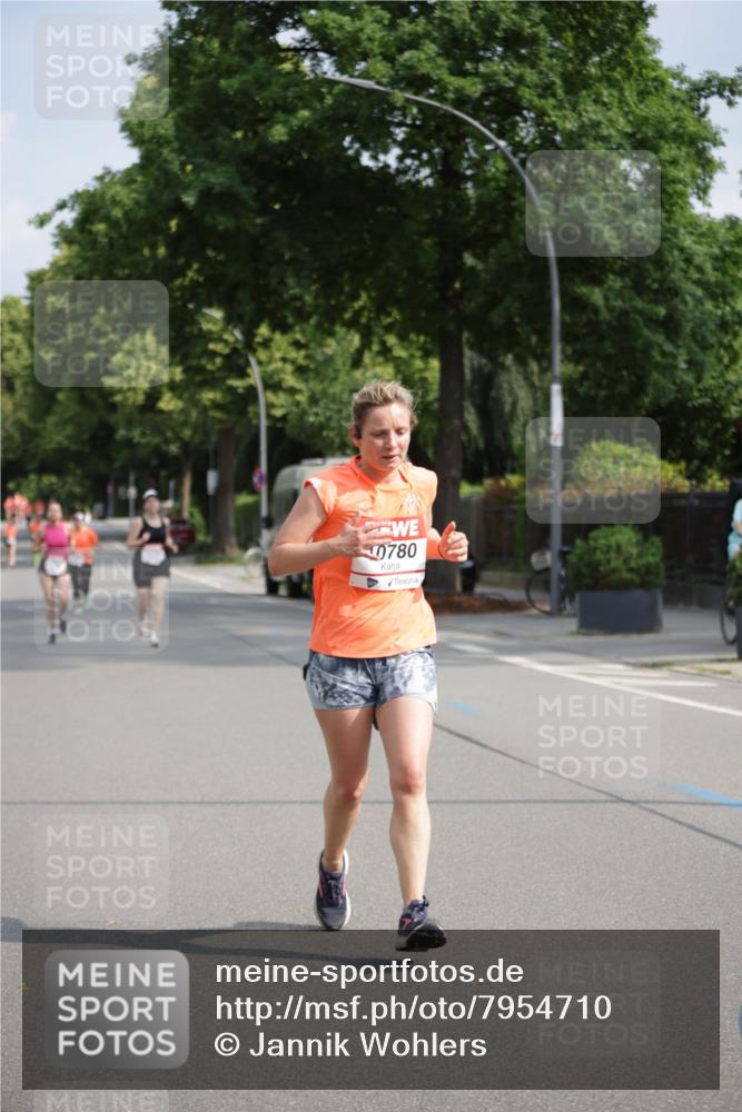 15.06.2025 - REWE Women's Run Jannik Wohlers http://msf.ph/oto/7954710 15.06.2025 08:49:55 Laufen 0780 meine-sportfotos.de