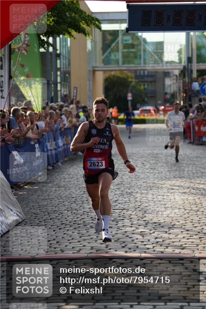 13.06.2025 - Holstenköstenlauf Felixshl http://msf.ph/oto/7954715 13.06.2025 19:44:58 Laufen 2623, 3003, 3082, 3119, 3233, 3885 meine-sportfotos.de
