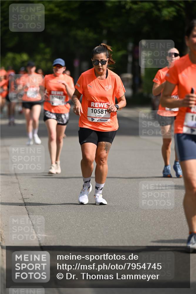15.06.2025 - REWE Women's Run Dr. Thomas Lammeyer http://msf.ph/oto/7954745 15.06.2025 09:44:38 Laufen 10581 meine-sportfotos.de
