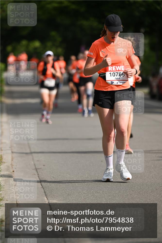 15.06.2025 - REWE Women's Run Dr. Thomas Lammeyer http://msf.ph/oto/7954838 15.06.2025 09:44:44 Laufen 10766 meine-sportfotos.de