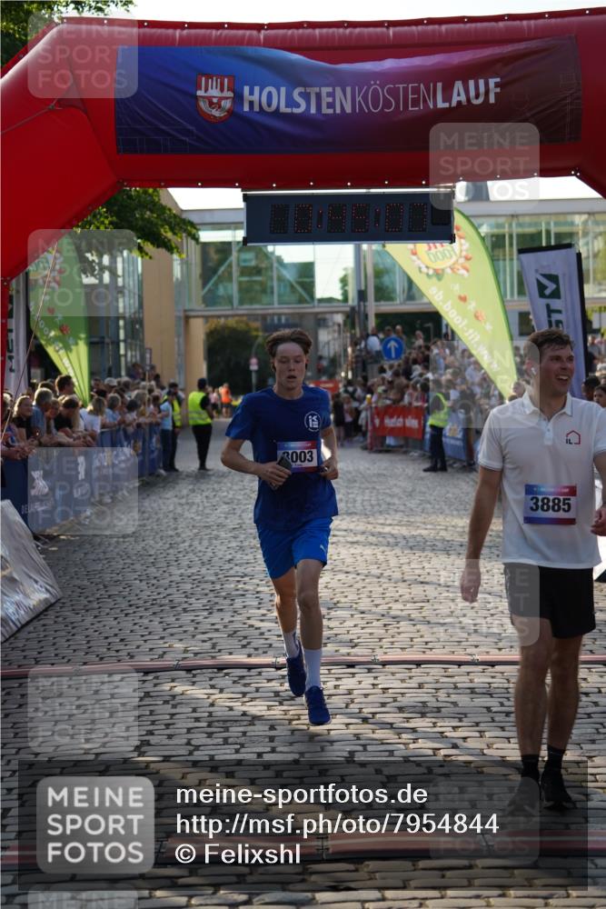 13.06.2025 - Holstenköstenlauf Felixshl http://msf.ph/oto/7954844 13.06.2025 19:45:06 Laufen 3003, 3885 meine-sportfotos.de