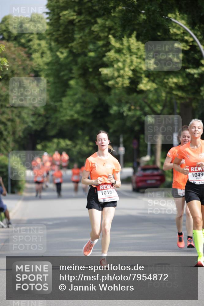15.06.2025 - REWE Women's Run Jannik Wohlers http://msf.ph/oto/7954872 15.06.2025 08:50:14 Laufen 10163, 1049 meine-sportfotos.de