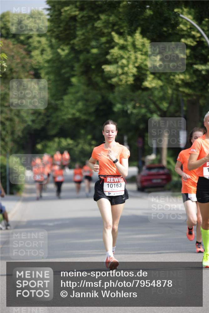 15.06.2025 - REWE Women's Run Jannik Wohlers http://msf.ph/oto/7954878 15.06.2025 08:50:14 Laufen 10163 meine-sportfotos.de