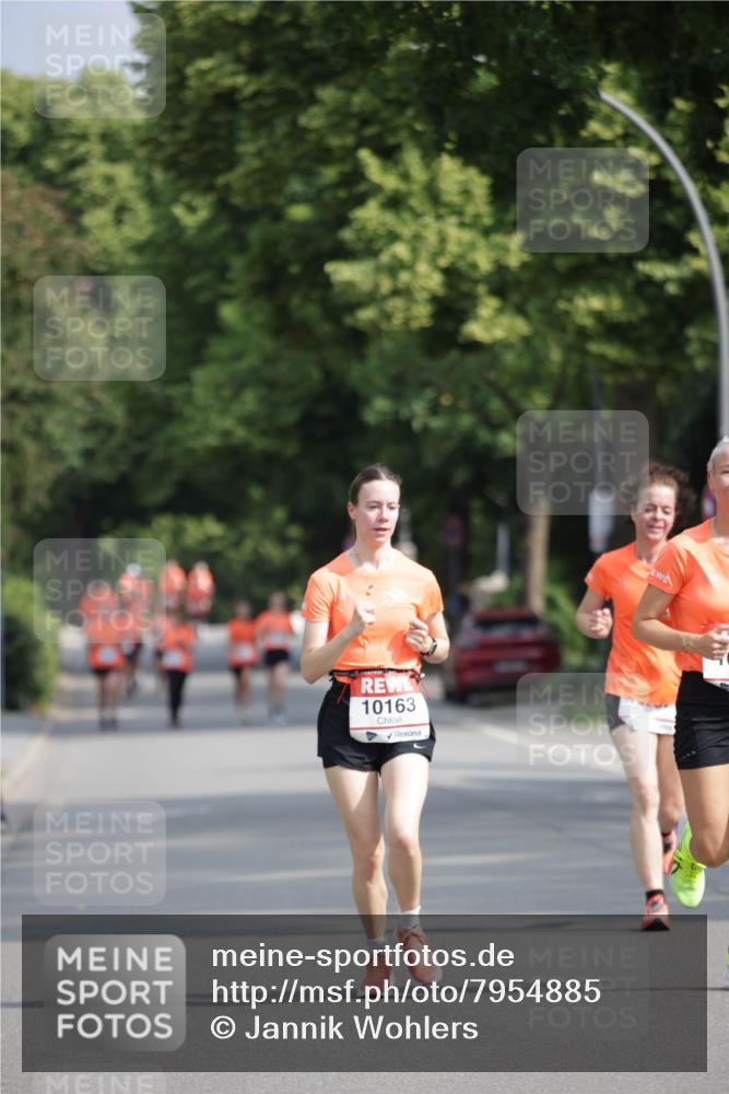 15.06.2025 - REWE Women's Run Jannik Wohlers http://msf.ph/oto/7954885 15.06.2025 08:50:14 Laufen 10163 meine-sportfotos.de