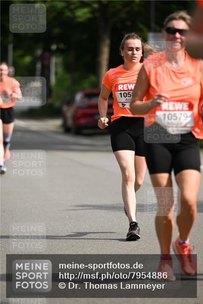 15.06.2025 - REWE Women's Run Dr. Thomas Lammeyer http://msf.ph/oto/7954886 15.06.2025 09:44:48 Laufen 1058, 10579 meine-sportfotos.de