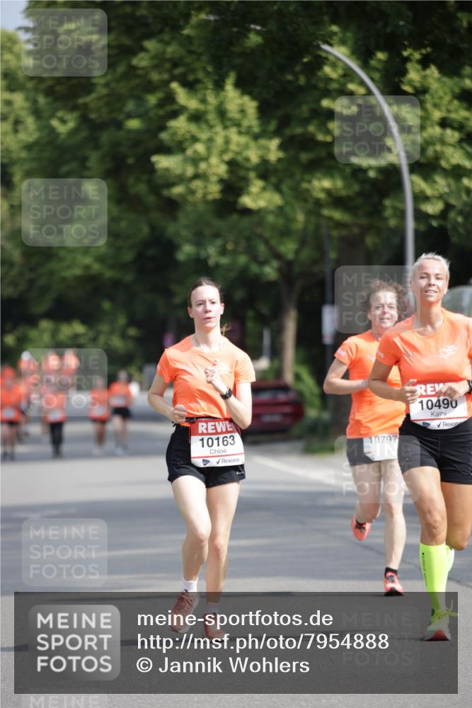 15.06.2025 - REWE Women's Run Jannik Wohlers http://msf.ph/oto/7954888 15.06.2025 08:50:15 Laufen 10163, 10797 meine-sportfotos.de