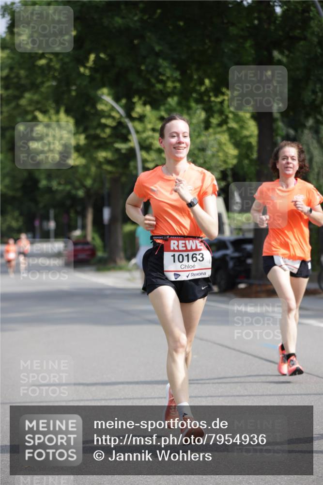 15.06.2025 - REWE Women's Run Jannik Wohlers http://msf.ph/oto/7954936 15.06.2025 08:50:17 Laufen 10163, 1 meine-sportfotos.de