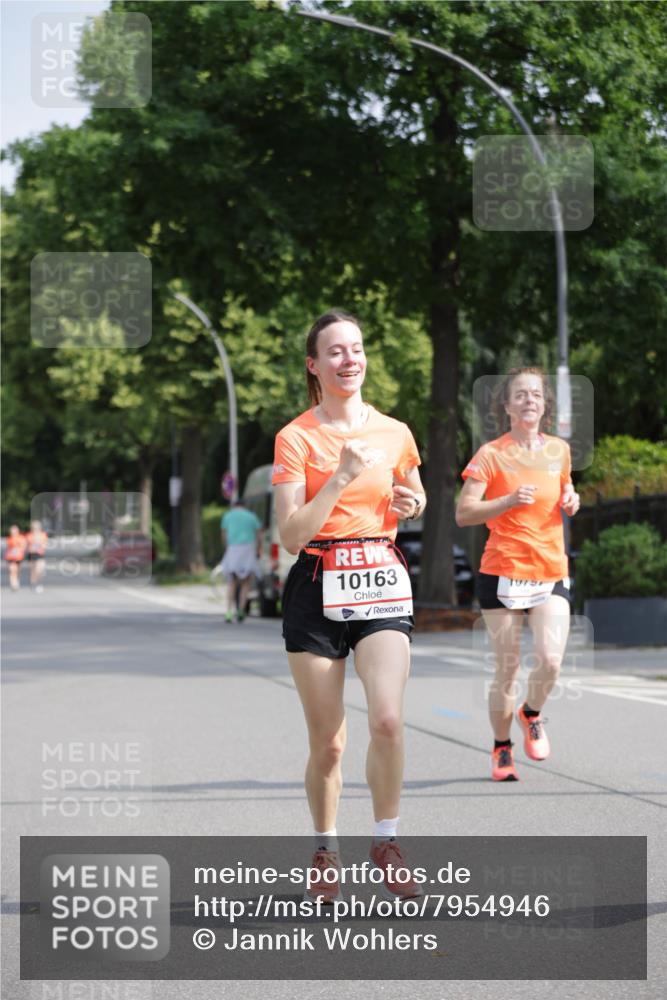 15.06.2025 - REWE Women's Run Jannik Wohlers http://msf.ph/oto/7954946 15.06.2025 08:50:18 Laufen 10163 meine-sportfotos.de