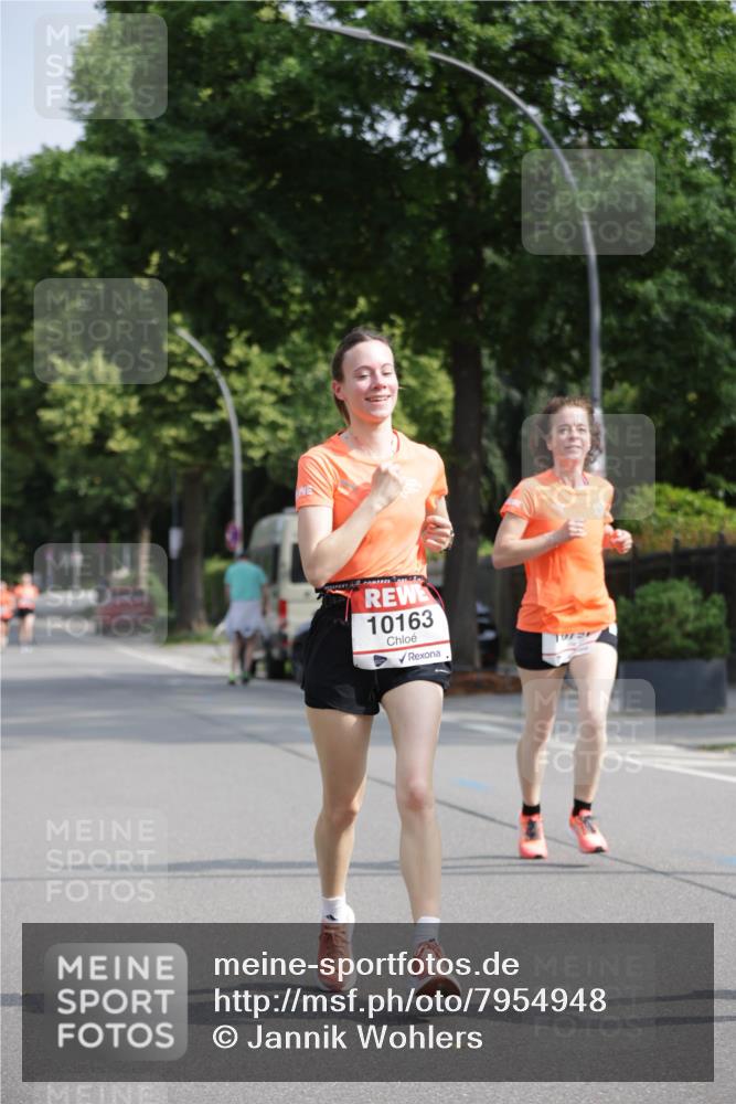 15.06.2025 - REWE Women's Run Jannik Wohlers http://msf.ph/oto/7954948 15.06.2025 08:50:18 Laufen 10163 meine-sportfotos.de