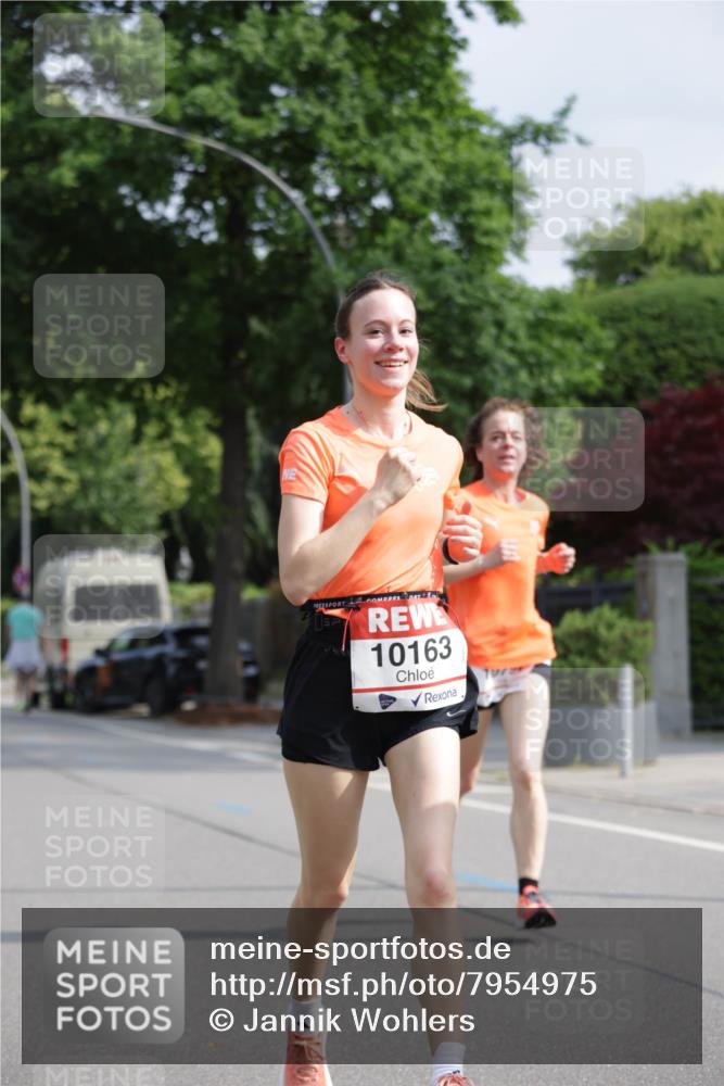 15.06.2025 - REWE Women's Run Jannik Wohlers http://msf.ph/oto/7954975 15.06.2025 08:50:18 Laufen 3, 10163 meine-sportfotos.de