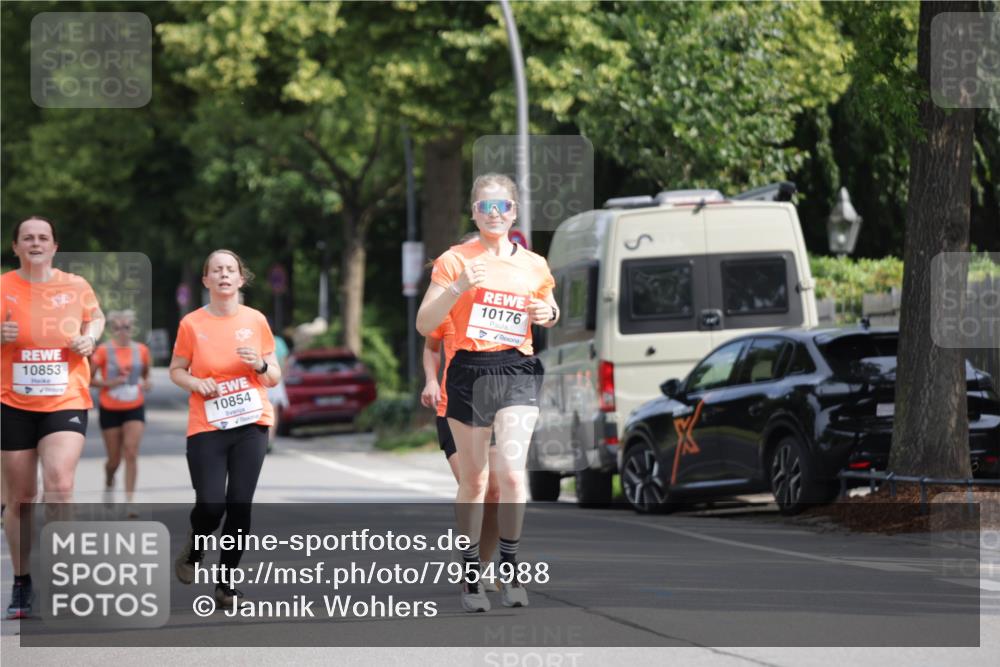 15.06.2025 - REWE Women's Run Jannik Wohlers http://msf.ph/oto/7954988 15.06.2025 08:50:33 Laufen 10853, 10854, 10176 meine-sportfotos.de