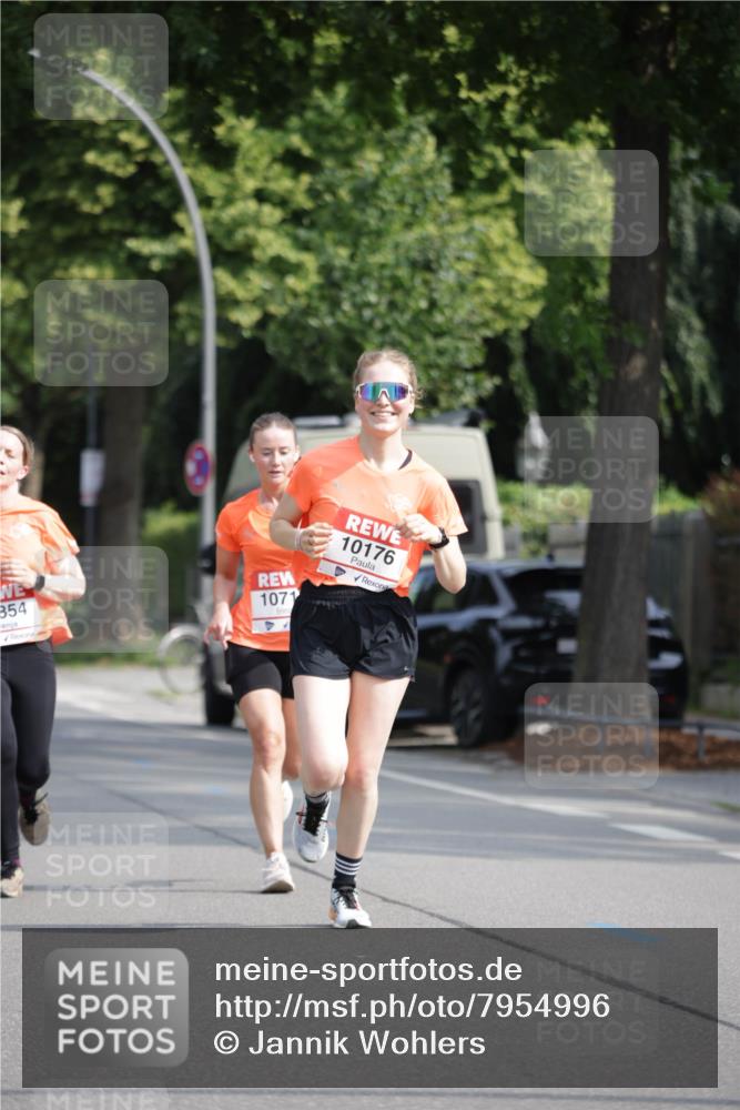 15.06.2025 - REWE Women's Run Jannik Wohlers http://msf.ph/oto/7954996 15.06.2025 08:50:35 Laufen 354, 1071, 10176 meine-sportfotos.de